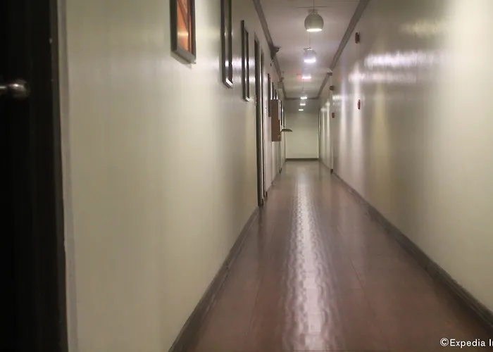 Ava Malate Motel 2*