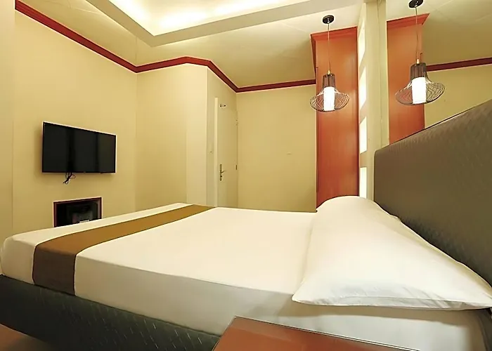 Ava Malate Motel